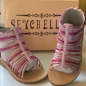 🌟Perfect little Toddlers Glam Pink sandals🌟